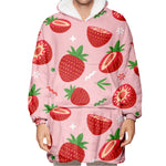 KocoBluza Strawberry – Przytulna Bluza Koc w Truskawki One Size