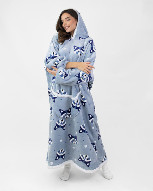 KocoBluza Raccoon Night – Niebieska Bluza Koc w Szopy One Size