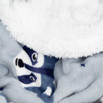 KocoBluza Raccoon Night – Niebieska Bluza Koc w Szopy One Size